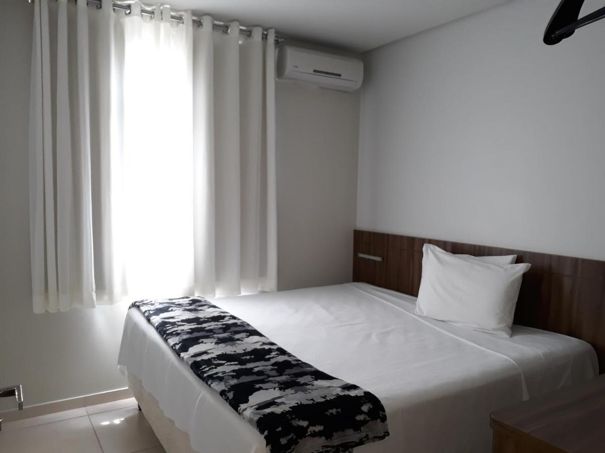 Manhattan Apart Hotel Caratinga Exterior foto